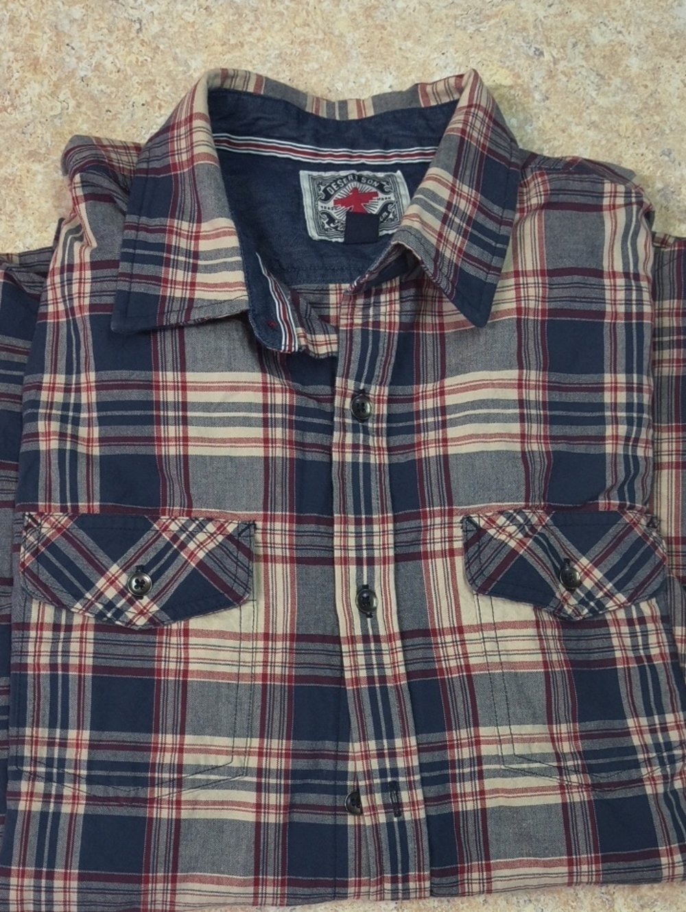 Men's Plaid Button-Up Shirt in Navy, Cream & Red Sz M EUC.